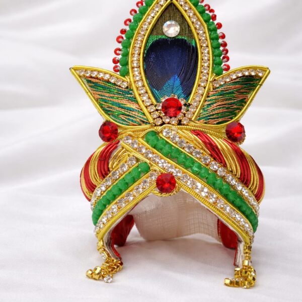 Beautifull Peacock Feather Crown