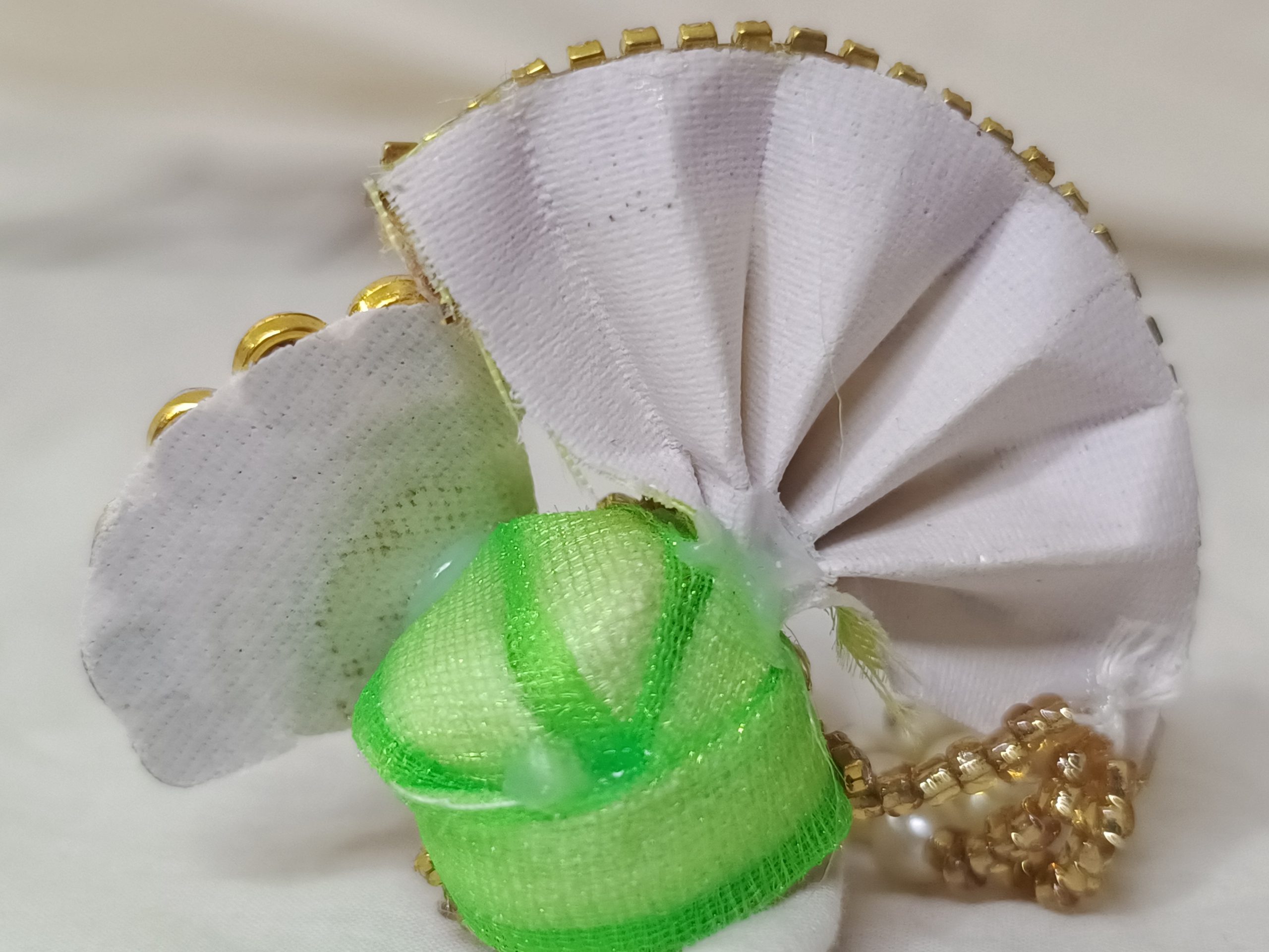 Laddu Gopal Latkan & Rose Design Pagdi