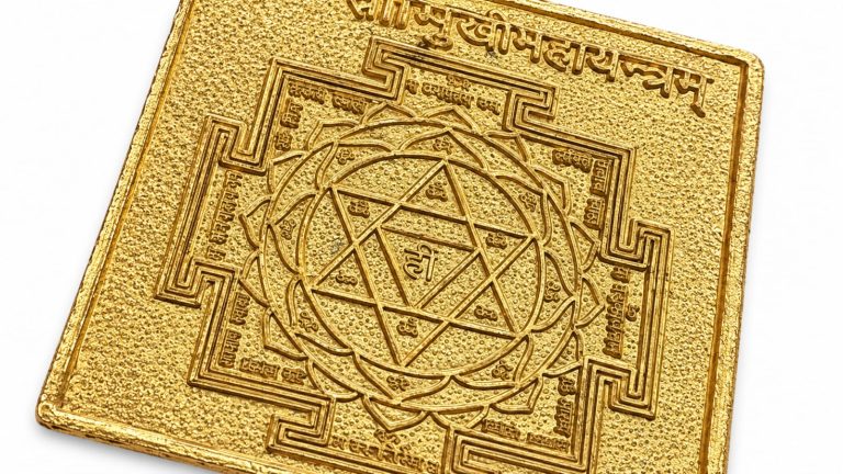 Vastu devata astadhatu(octa-alloy) yantra